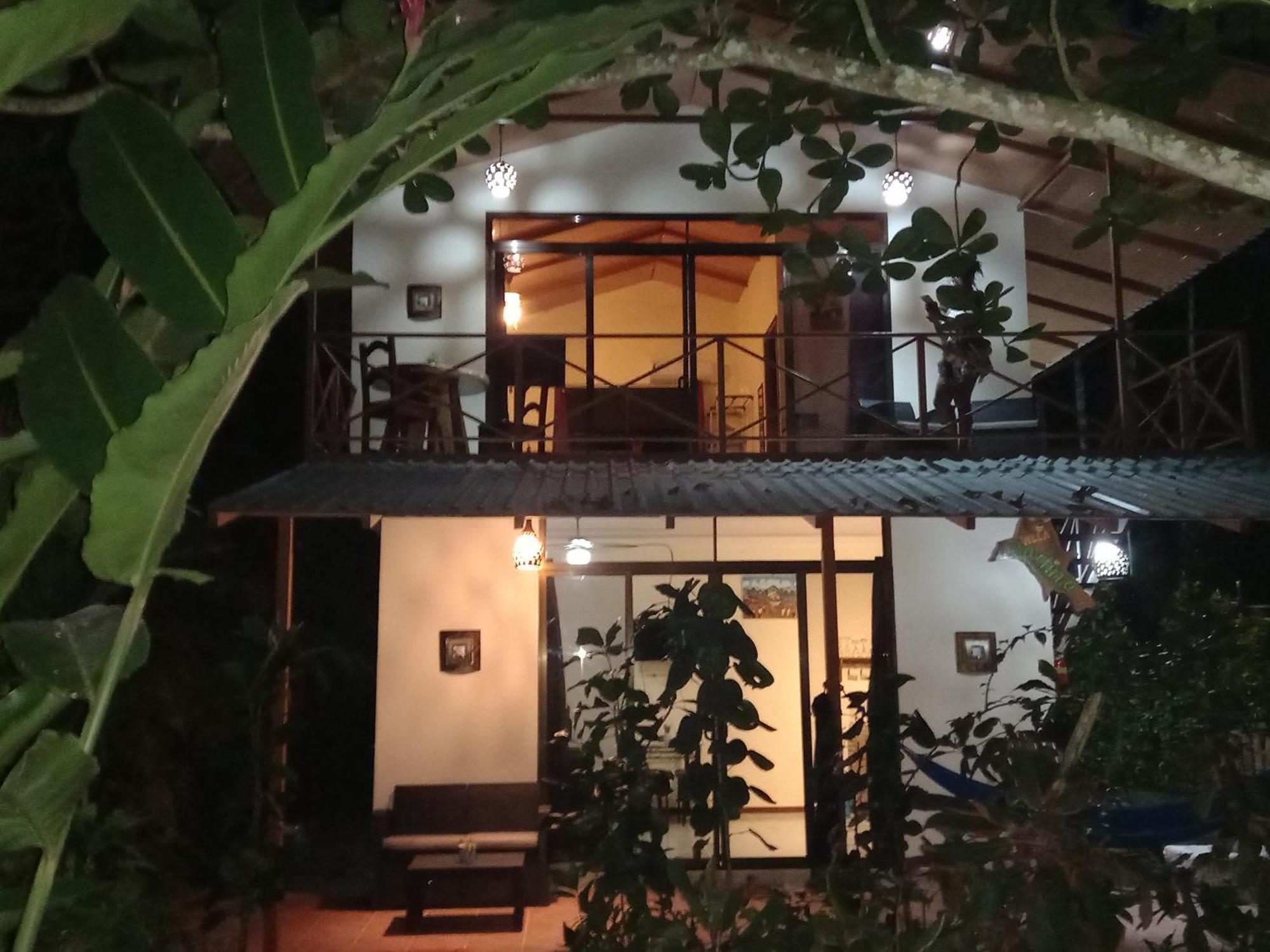 Casa Martina Apartment Cahuita Bagian luar foto